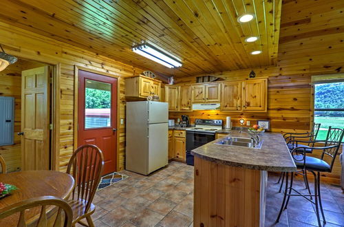 Photo 21 - Dream Valley Mountain View Cabin w/ Covered Porch