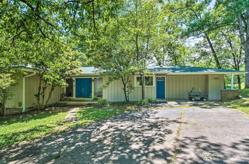 Photo 30 - Lakefront Hot Springs Home w/ Updated Deck & Dock