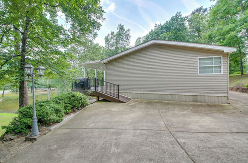 Photo 8 - Lakefront Arkansas Home w/ Dock & Sunroom