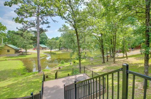 Photo 5 - Lakefront Arkansas Home w/ Dock & Sunroom