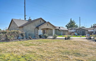 Foto 2 - Manteca Home w/ Gated Yard ~ 2 Mi to Downtown