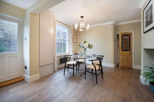 Photo 7 - Spacious two Bedroom Maisonette With Private Garden in Balham by Underthedoormat