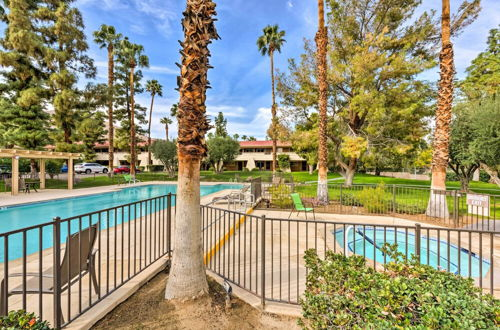 Foto 16 - Resort Apt in Heart of Palm Springs W/pools+tennis