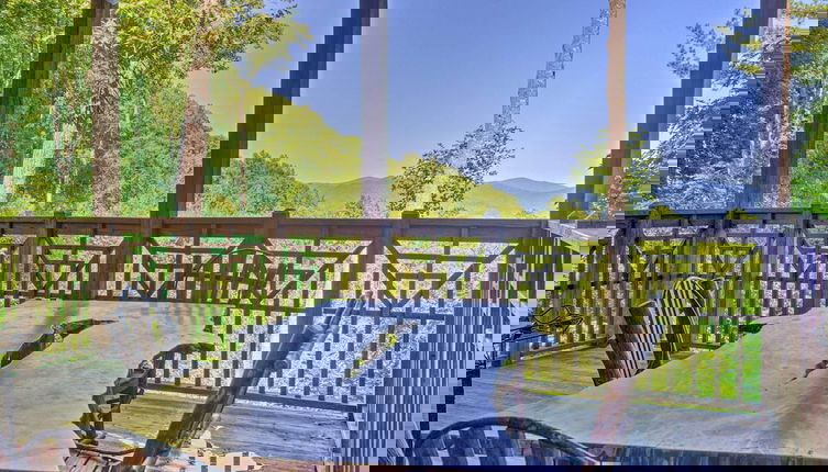 Foto 1 - Mountain Air Condo w/ Deck & Views, Pets Welcome