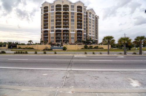 Foto 23 - Sleek Gulfport Condo w/ Ocean Views & Pool Access