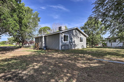 Photo 11 - Cozy House w/ Views, 1 Mi to Colorado River