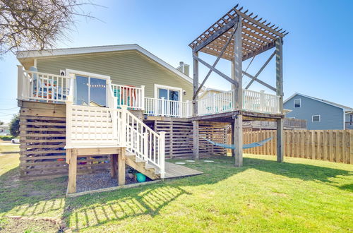 Foto 20 - Coastal Home W/deck, Outdoor Shower: Walk to Beach