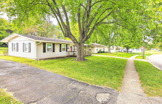 Foto 2 - Convenient Dayton Retreat w/ Private Yard