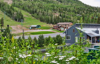 Photo 3 - Ski Condo in Chalet Village at Brian Head