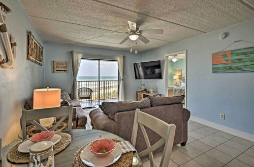 Foto 6 - Oceanfront Ormond Beach Getaway w/ Balcony