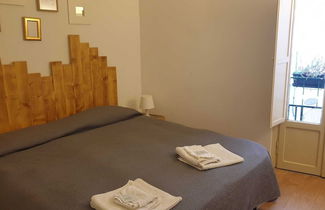 Foto 3 - Very Central Apartment, a few Steps From the Duomo and the Theatre, With Balcony