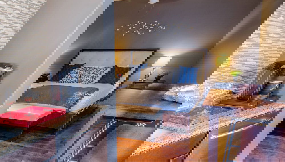 Primary image
