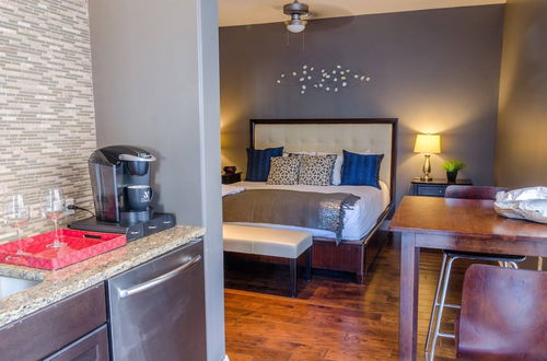 Photo 1 - Austin Beautiful Studio Apartment