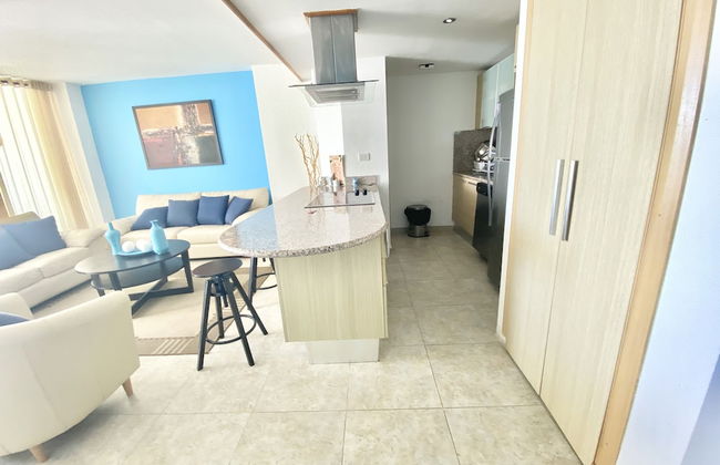 Beachfront Apartment in Marbella Towers - Foto 19