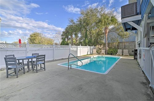 Photo 36 - Large Home w/ Hot Tub & Pool: 500 ft to the Beach