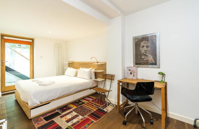 Charming 2 Bedroom Apartment in Kentish Town - Photo 4