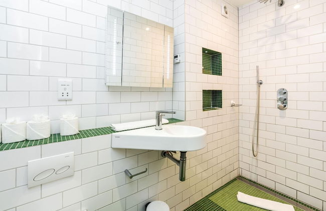 Charming 2 Bedroom Apartment in Kentish Town - Photo 10