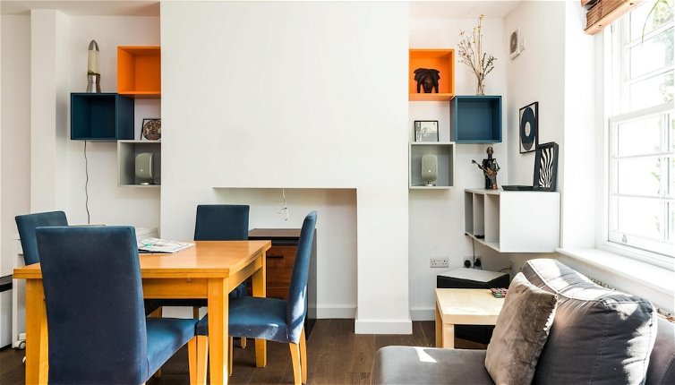 Photo 1 - Charming 2 Bedroom Apartment in Kentish Town
