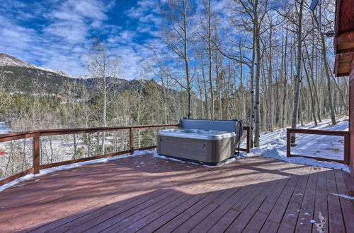 Photo 14 - Secluded Divide Cabin w/ Hot Tub + Gas Grill