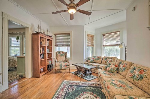 Photo 13 - Quaint Beverly Townhome: Walk to Beach & Downtown