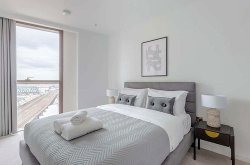 Foto 10 - Luxurious 2BD Flat by the River Near Vauxhall