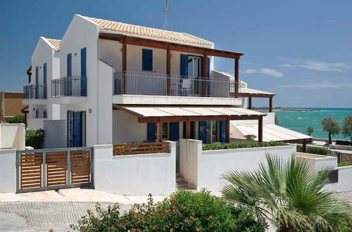 Photo 10 - Dolce Mare 4 - Sea Front - Large Balcony - Sandy Beach