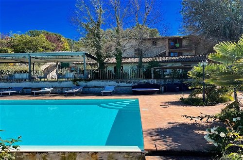 Foto 25 - Fabulous Spoleto-poolside-sleeps-20pool, Jacuzzi, Gardens