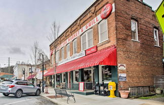 Foto 2 - Newly Remodeled Apartment on Main Street in Saluda