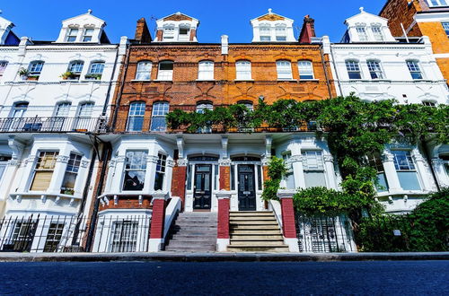 Photo 29 - Stylish One Bedroom Flat in Kensingston, London