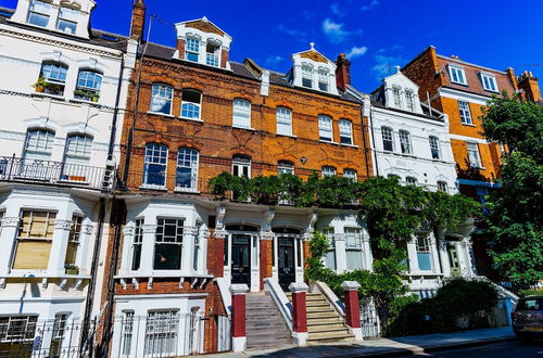 Photo 1 - Stylish One Bedroom Flat in Kensingston, London