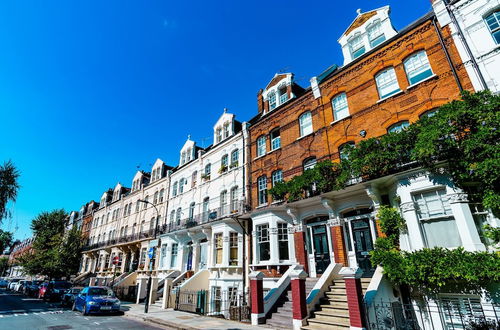 Photo 30 - Stylish One Bedroom Flat in Kensingston, London