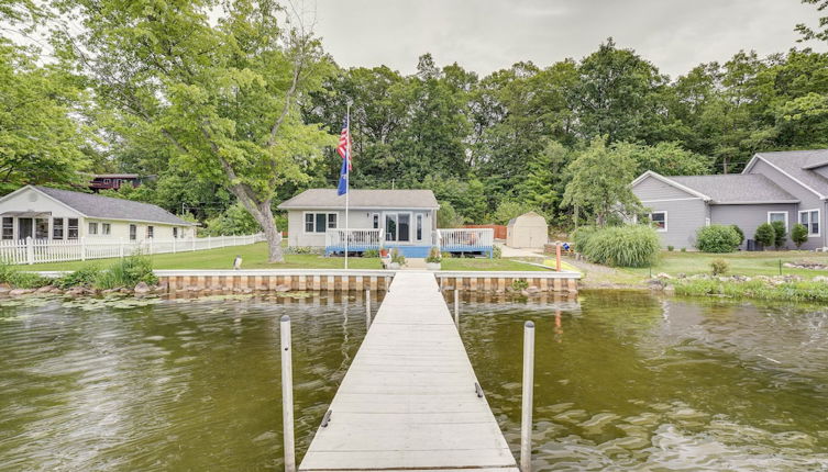 Photo 1 - Charming Battle Creek Cottage w/ Dock