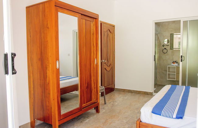 Macmillan's Holiday Villas - Foto 17