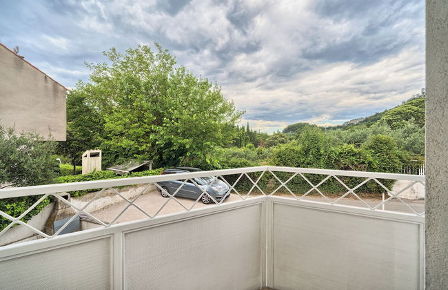 A1-luxury apt w big Balcony, 4 min Walk to Beach - Photo 25