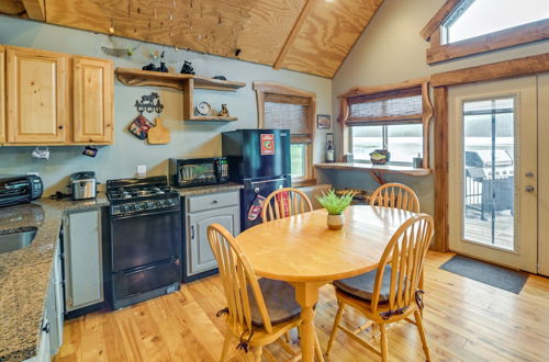 Photo 6 - Cozy South Bay Cabin w/ Lake & Mountain Views