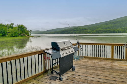 Photo 12 - Cozy South Bay Cabin w/ Lake & Mountain Views