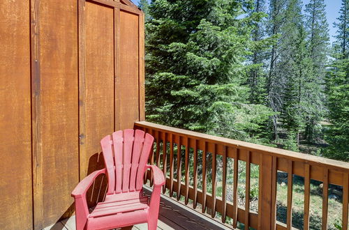 Photo 6 - Truckee Retreat w/ Fireplace & Community Amenities