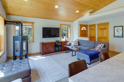 Photo 1 - Truckee Retreat w/ Fireplace & Community Amenities