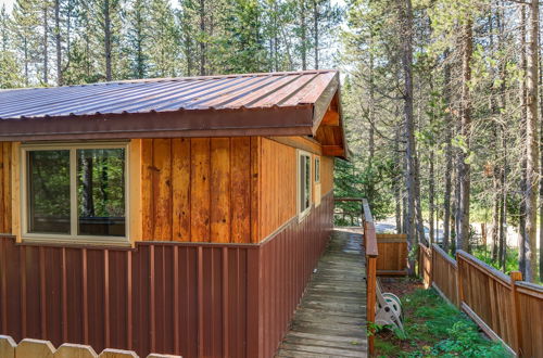 Photo 4 - Rustic Idaho Retreat w/ Deck, Grill & Chiminea