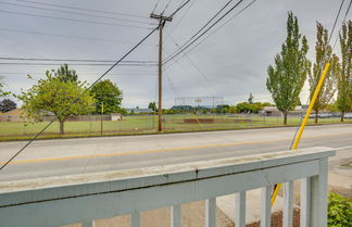 Photo 3 - Charming Eugene Getaway ~ 1 Mi to Downtown