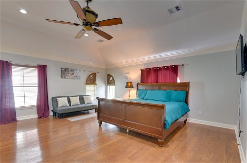 Photo 11 - Elegant Houston Home w/ Gazebo & Game Room