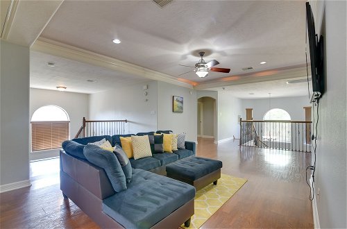 Photo 6 - Elegant Houston Home w/ Gazebo & Game Room