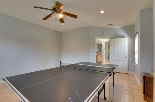 Photo 4 - Elegant Houston Home w/ Gazebo & Game Room