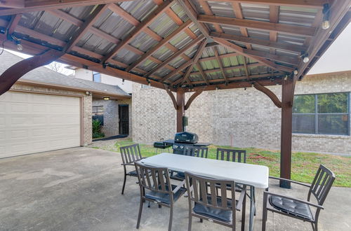 Photo 16 - Elegant Houston Home w/ Gazebo & Game Room