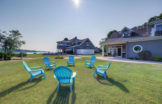 Foto 1 - Waterfront Jackson Mansion: Patio, Grill, Dock