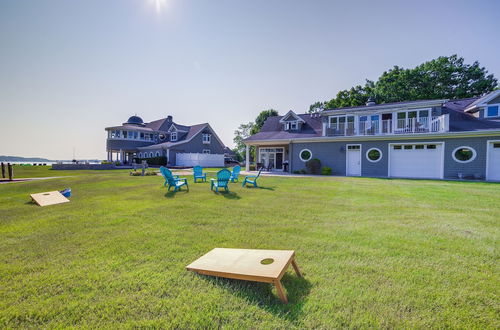 Photo 27 - Waterfront Jackson Mansion: Patio, Grill, Dock