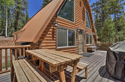 Photo 8 - Cozy Duck Creek Cabin ~ 12 Mi to Nat'l Forest