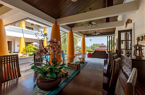 Photo 25 - Bali Style Mansion In Great Location HG