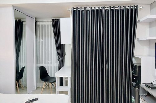 Foto 13 - Homey And Cozy Living Studio Taman Melati Sinduadi Apartment