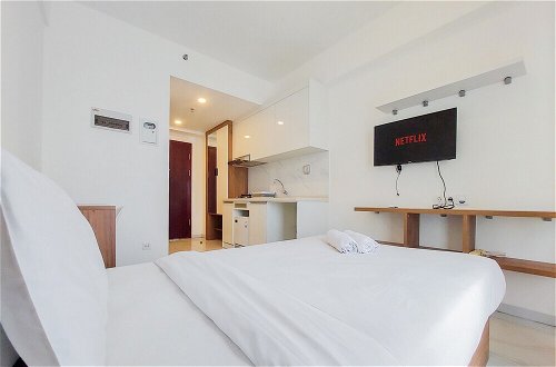 Photo 13 - New And Comfy Studio Sky House Alam Sutera Apartment